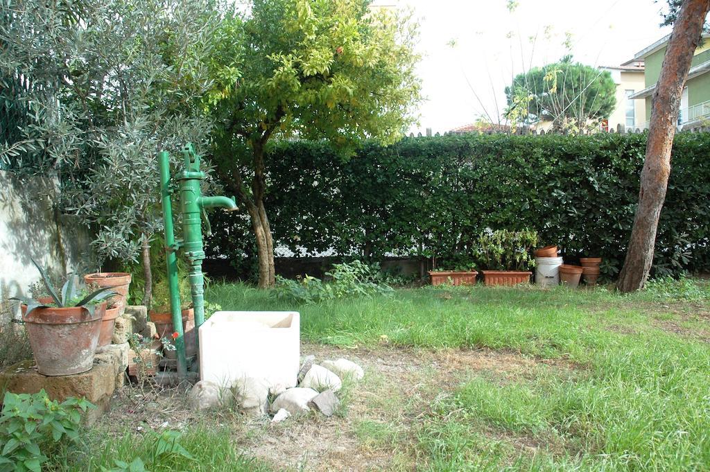 Villa Linda Affittacamere Bellaria-Igea Marina Exterior photo